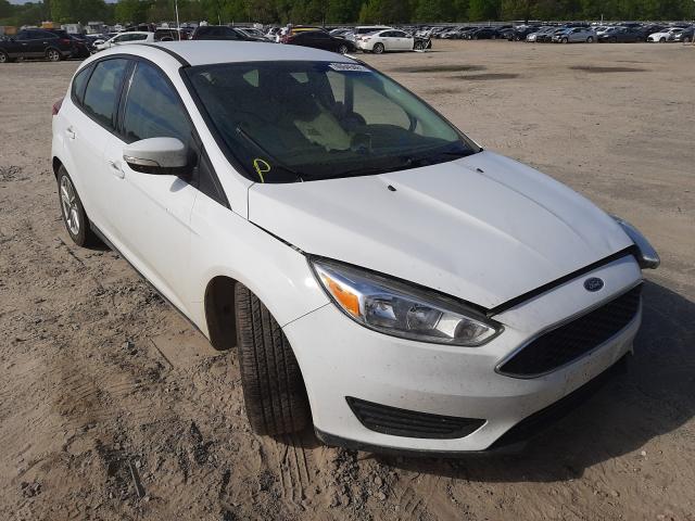 FORD FOCUS SE 2017 1fadp3k23hl312200