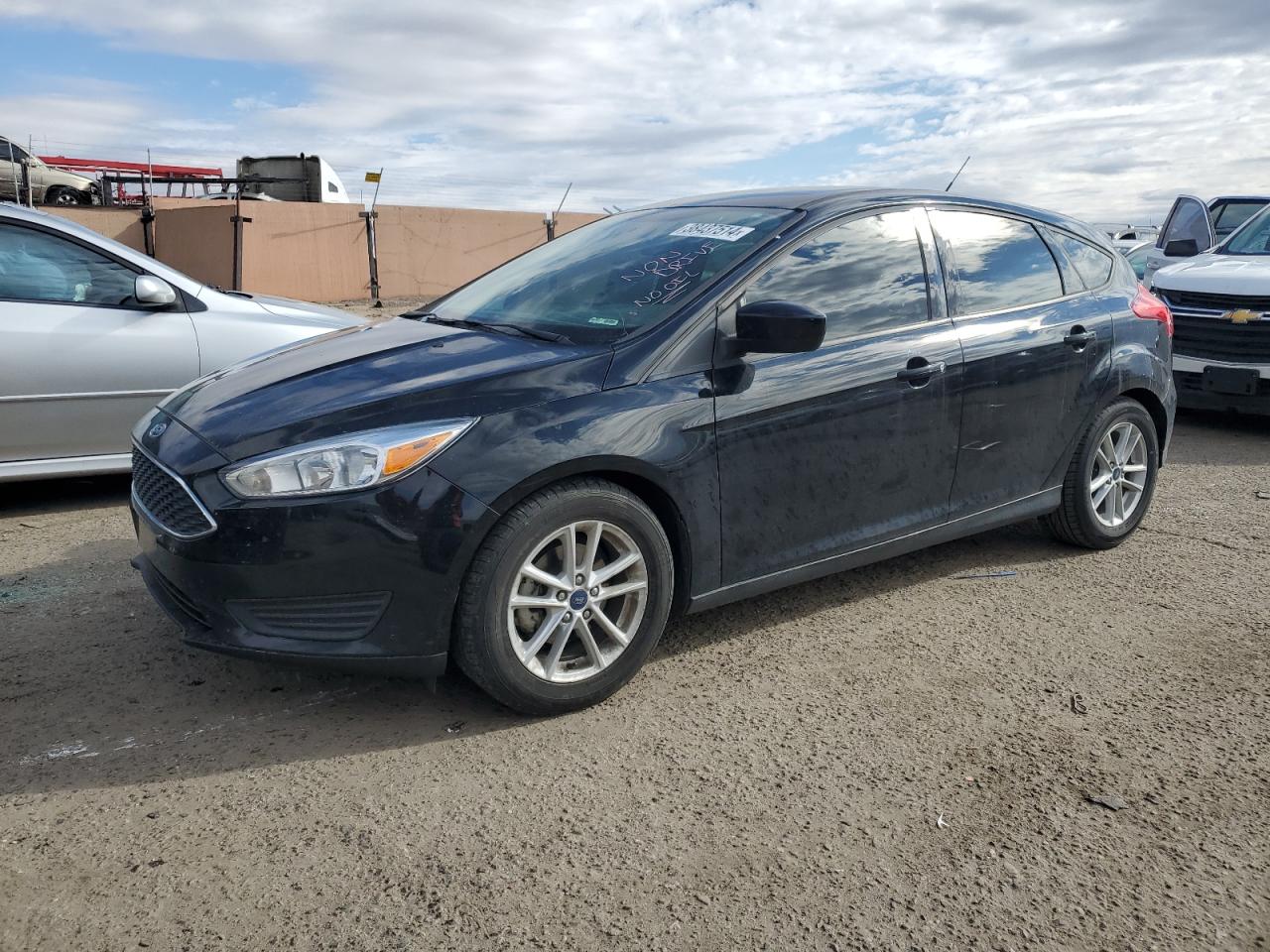 FORD FOCUS 2018 1fadp3k23jl278183