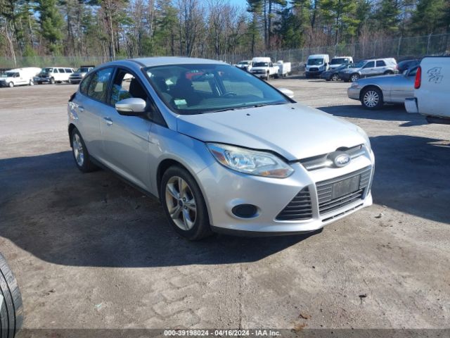 FORD FOCUS 2014 1fadp3k24el352927