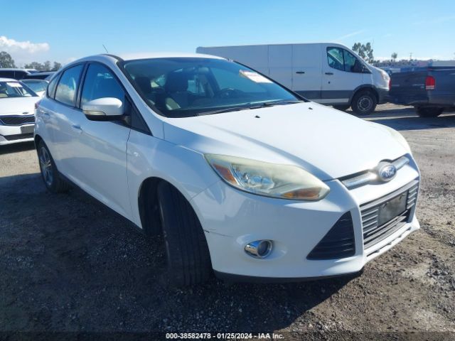 FORD FOCUS 2014 1fadp3k24el399312