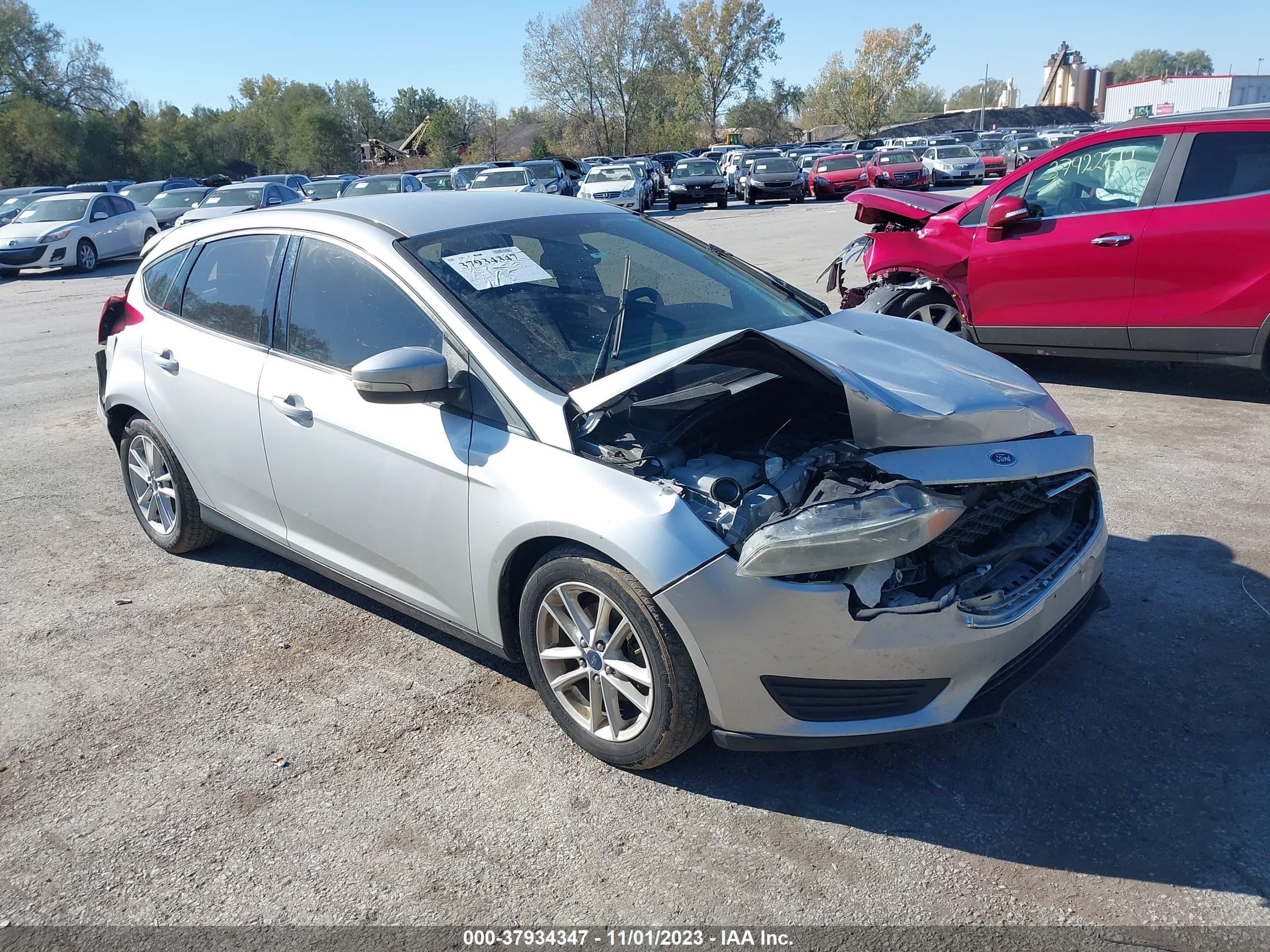 FORD FOCUS 2015 1fadp3k24fl327009