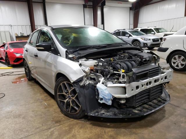 FORD FOCUS SE 2015 1fadp3k24fl363038