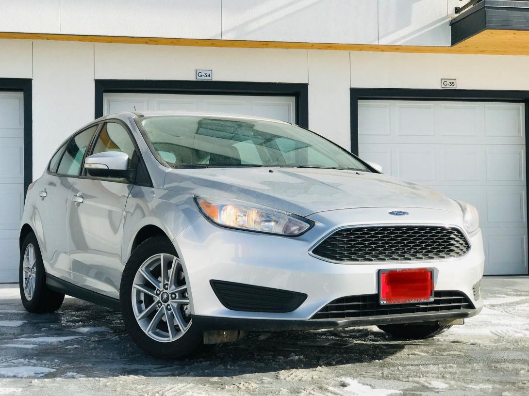 FORD FOCUS SE 2018 1fadp3k24jl217859