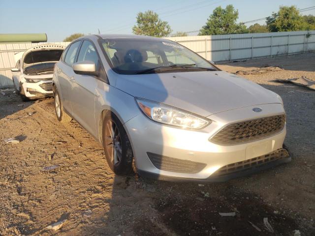 FORD FOCUS SE 2018 1fadp3k24jl250182