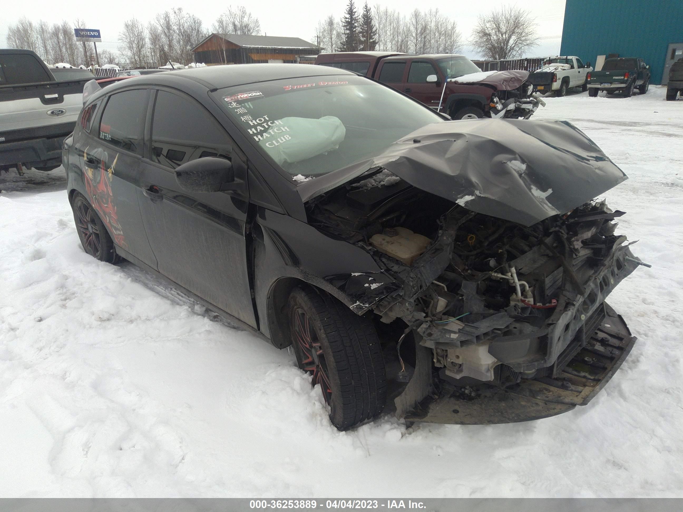 FORD FOCUS 2018 1fadp3k24jl251414