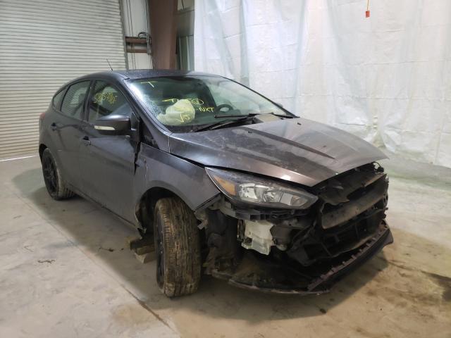 FORD FOCUS SE 2016 1fadp3k25gl312004