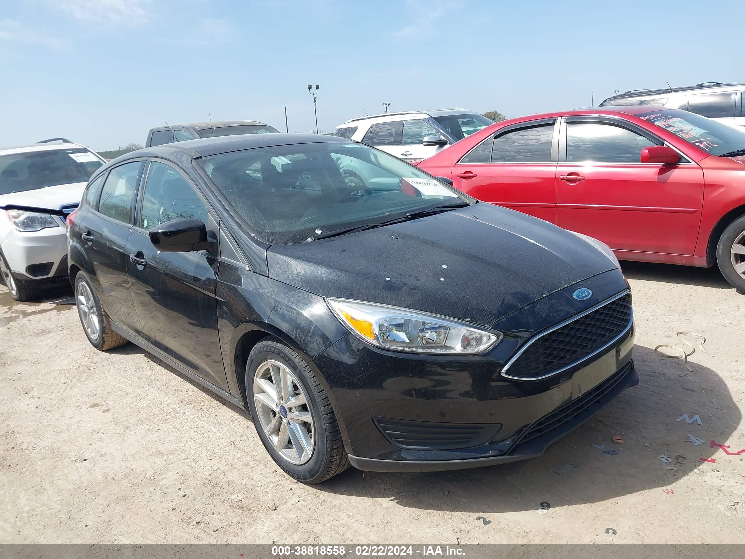 FORD FOCUS SE 2018 1fadp3k25jl200794