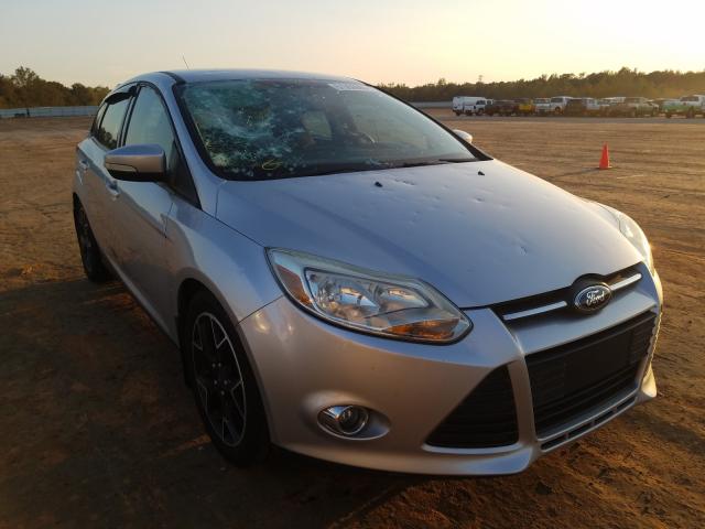 FORD FOCUS SE 2014 1fadp3k26el135721