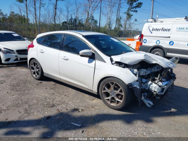 FORD FOCUS 2014 1fadp3k26el252747