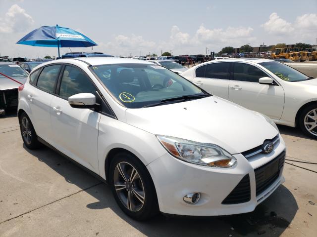 FORD FOCUS SE 2014 1fadp3k26el389946