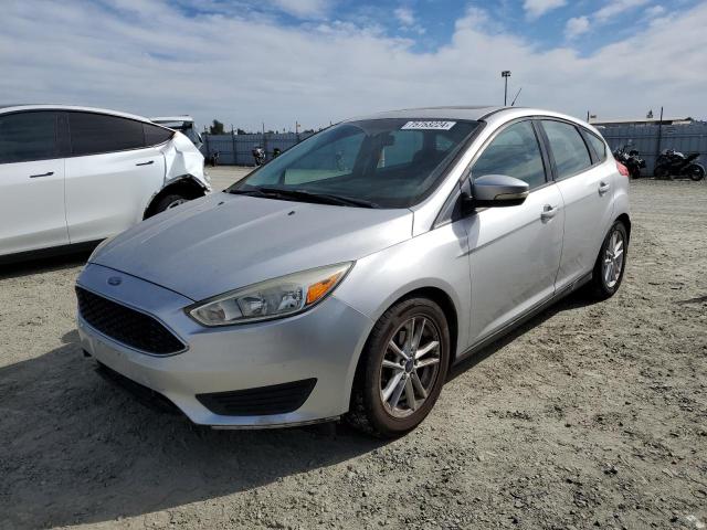 FORD FOCUS SE 2015 1fadp3k26fl203520