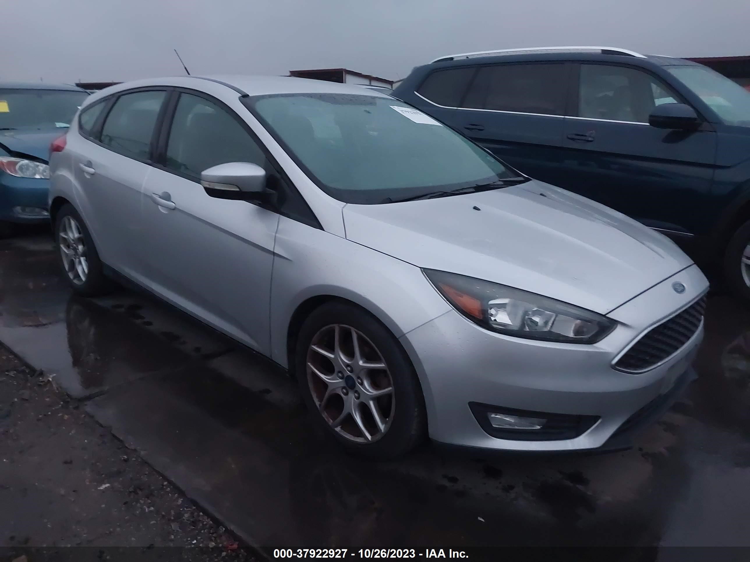 FORD FOCUS 2015 1fadp3k26fl271297