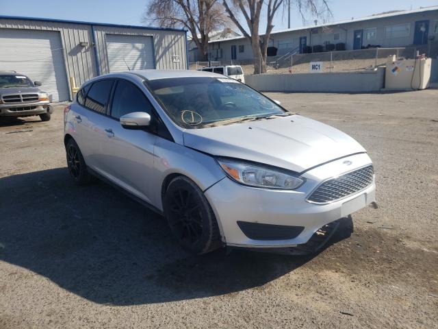 FORD FOCUS SE 2017 1fadp3k26hl214813