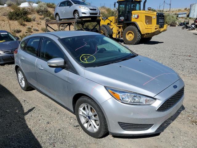 FORD FOCUS SE 2017 1fadp3k26hl216657