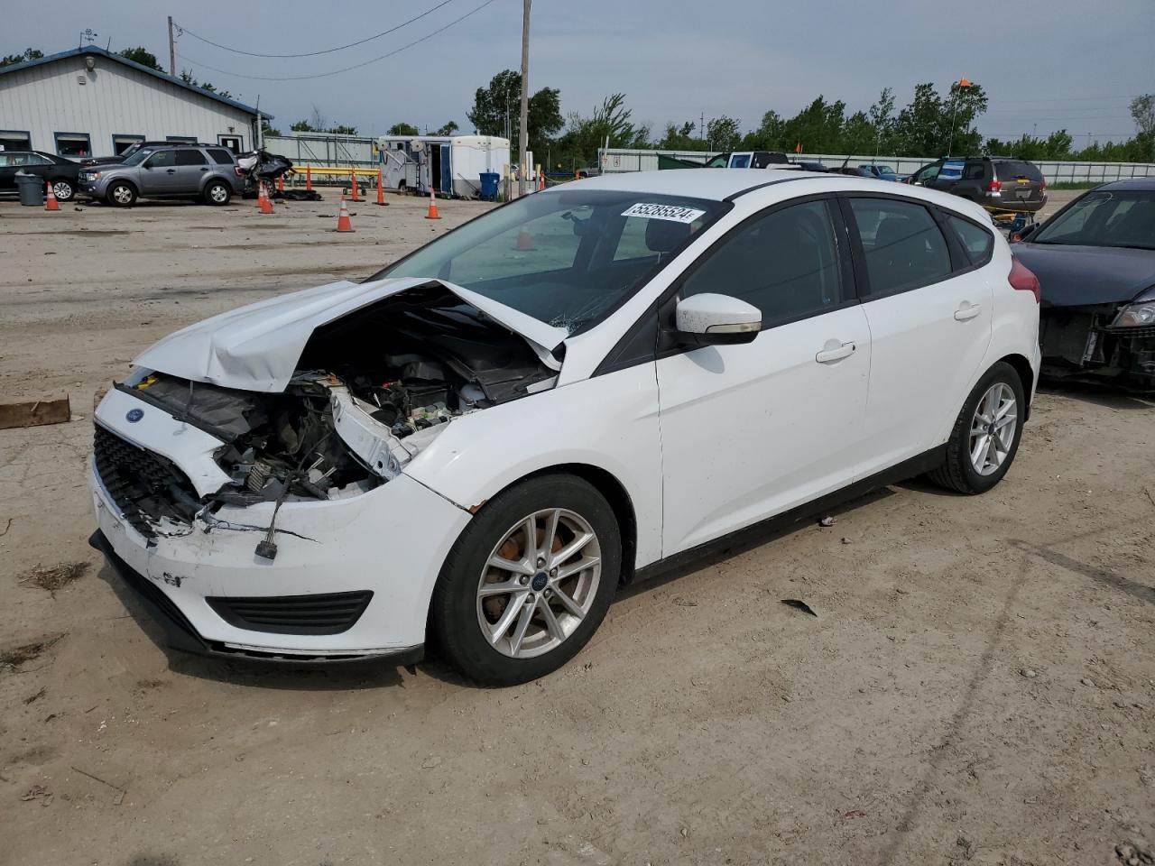 FORD FOCUS 2017 1fadp3k26hl247956