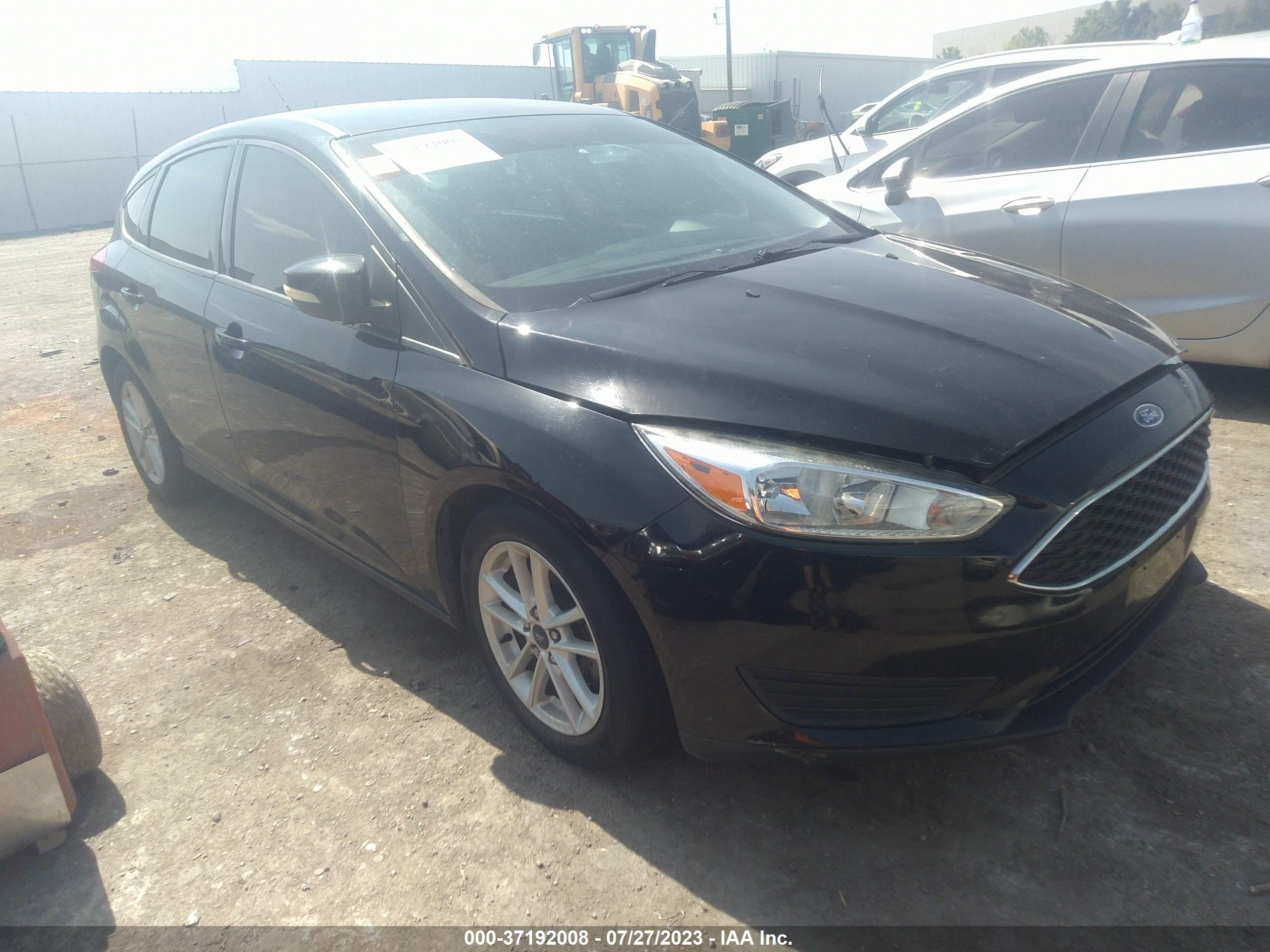 FORD FOCUS 2017 1fadp3k26hl290919