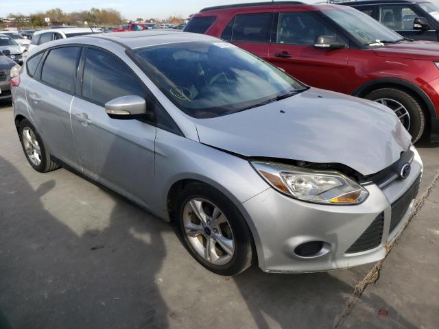 FORD FOCUS SE 2014 1fadp3k27el145299