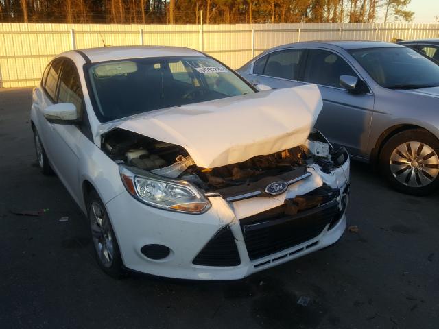 FORD FOCUS SE 2014 1fadp3k27el279696