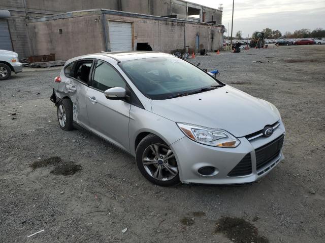 FORD FOCUS SE 2014 1fadp3k27el292397