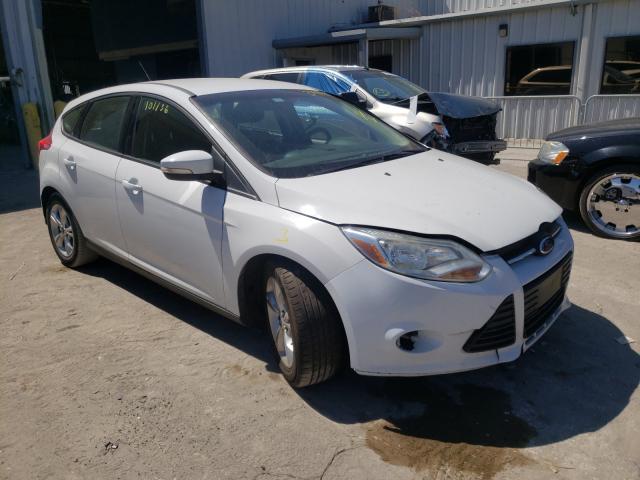 FORD FOCUS SE 2014 1fadp3k27el301003