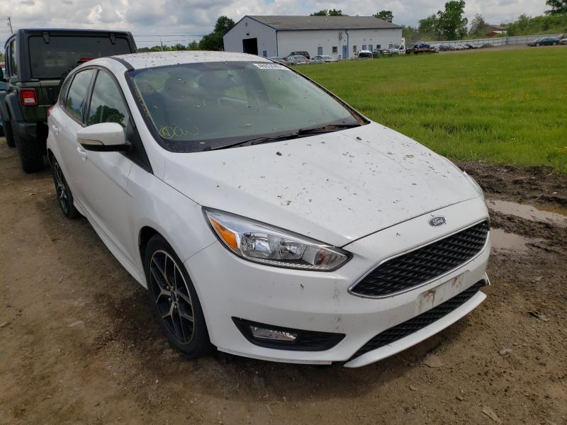 FORD FOCUS SE 2015 1fadp3k27fl208127