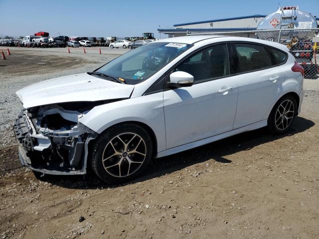 FORD FOCUS SE 2015 1fadp3k27fl221279