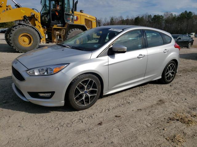 FORD FOCUS SE 2015 1fadp3k27fl273754