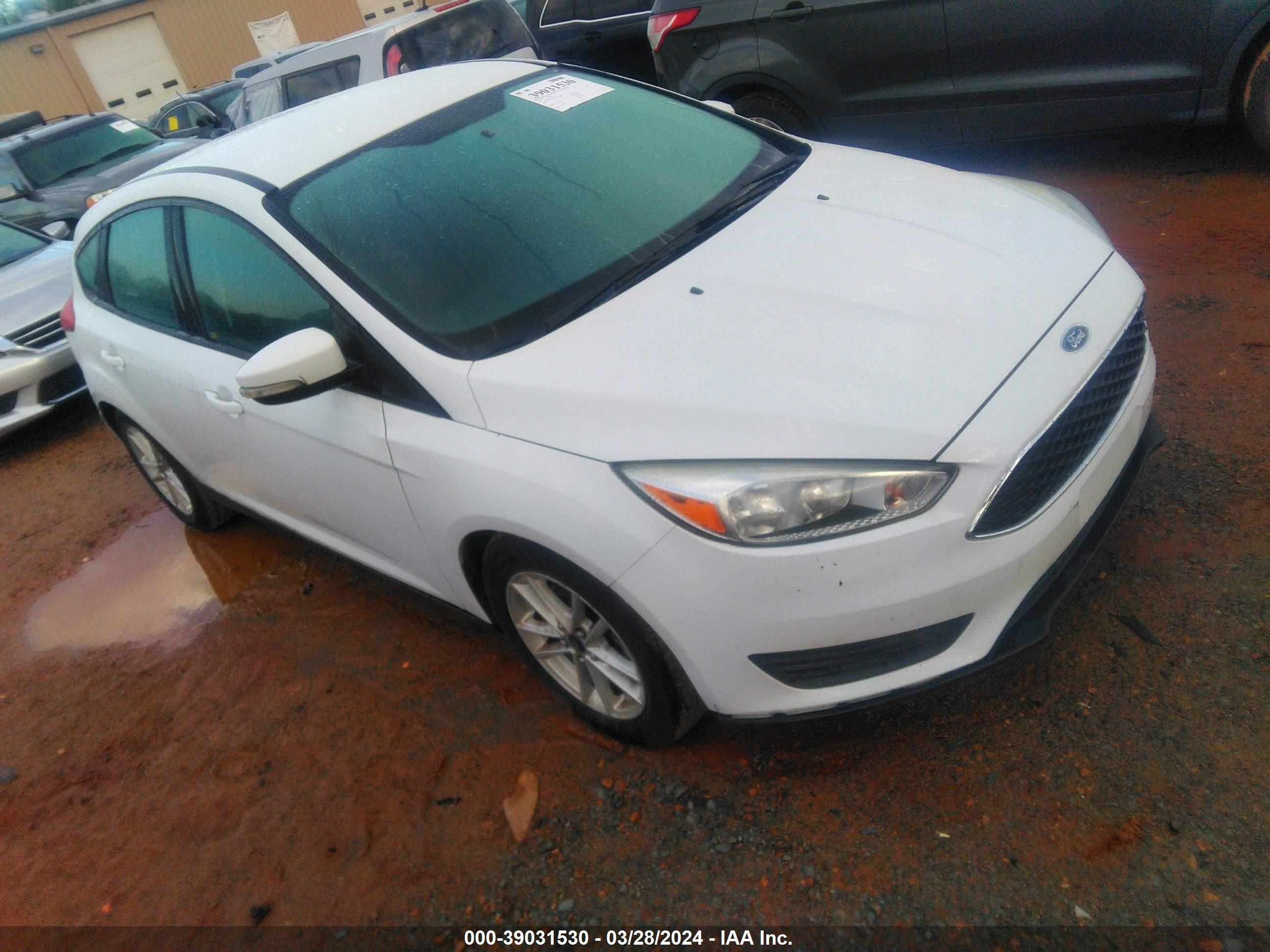 FORD FOCUS 2015 1fadp3k27fl301438