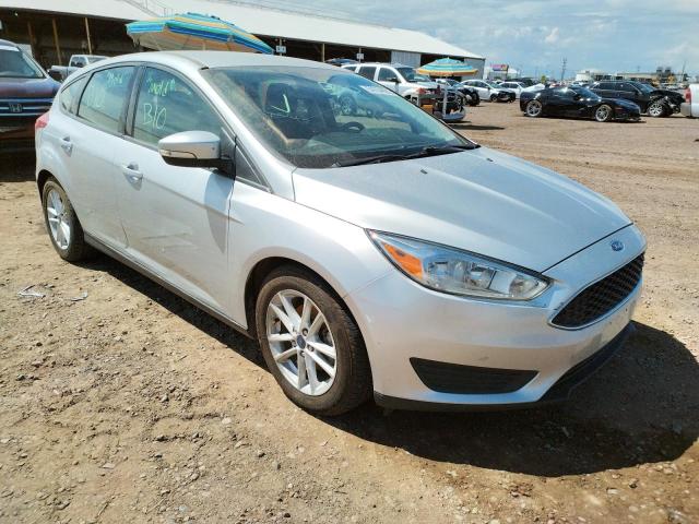 FORD FOCUS SE 2017 1fadp3k27hl211712