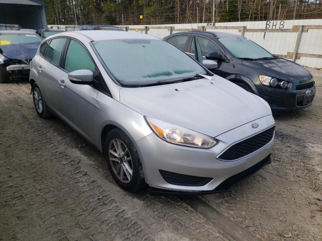 FORD FOCUS SE 2017 1fadp3k27hl330683