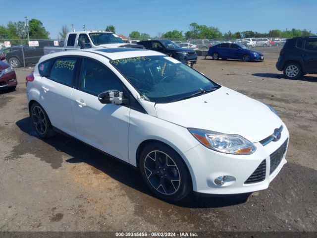 FORD FOCUS 2014 1fadp3k28el153542