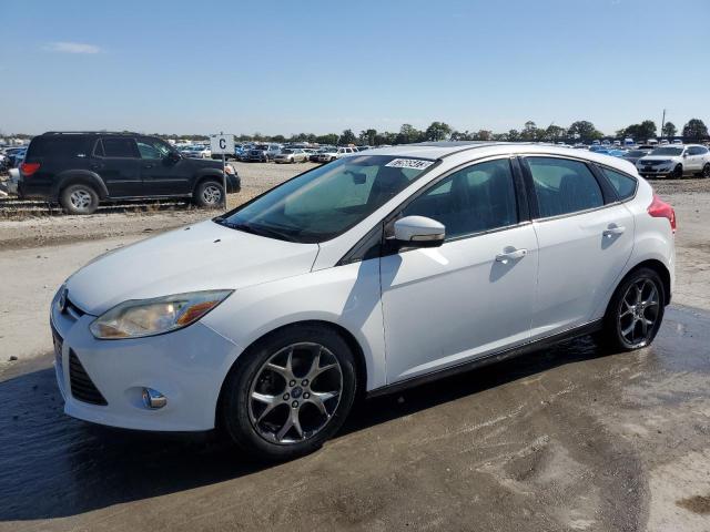 FORD FOCUS 2014 1fadp3k28el158322