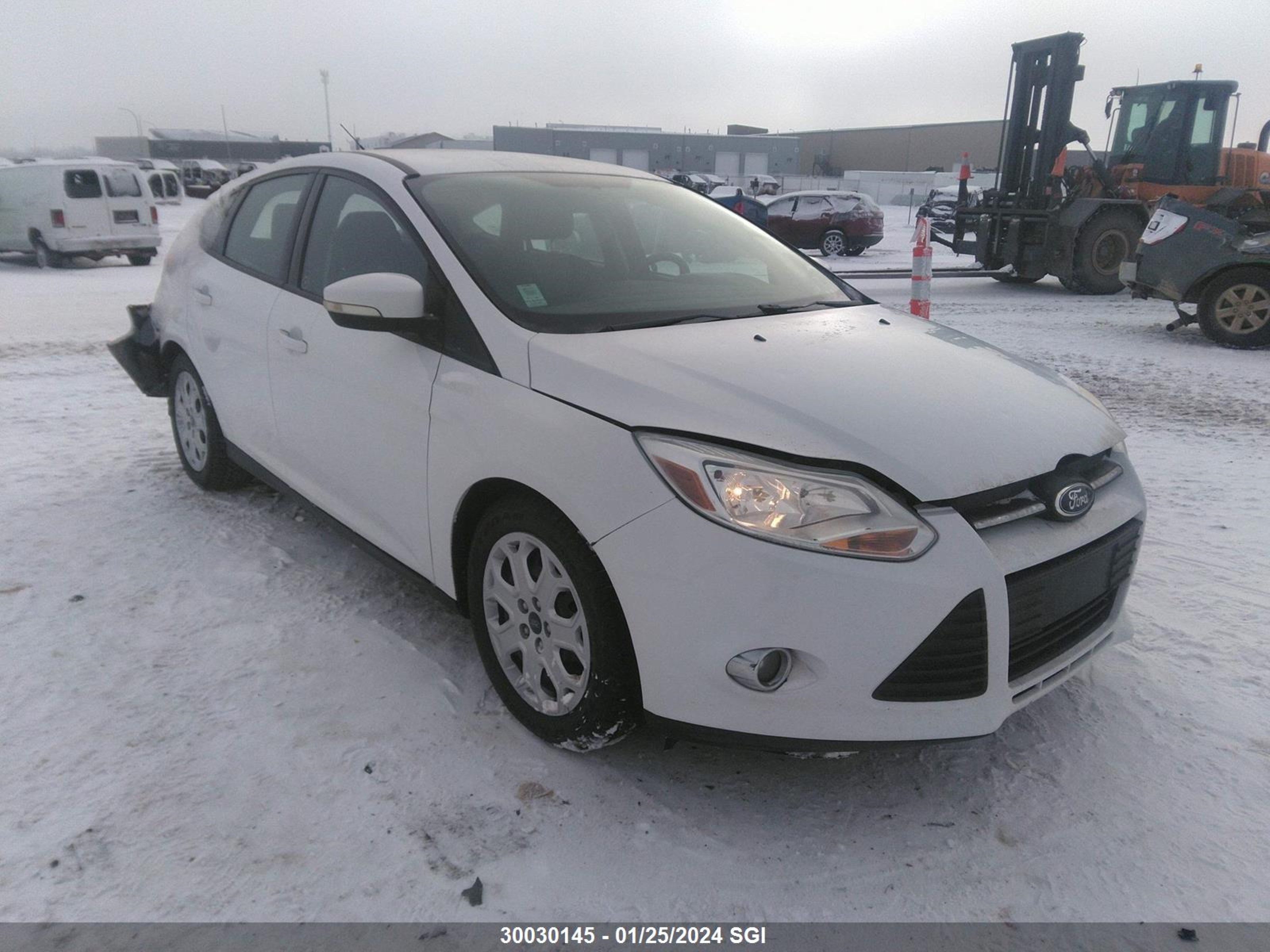 FORD FOCUS 2014 1fadp3k28el364420