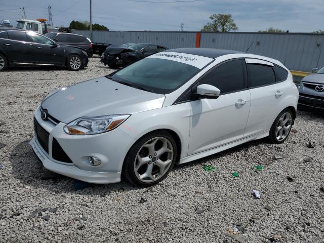 FORD FOCUS 2014 1fadp3k28el397112