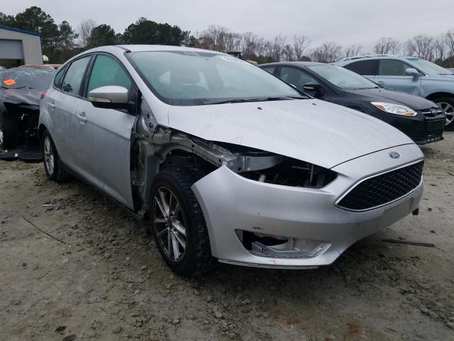 FORD FOCUS SE 2015 1fadp3k28fl301111