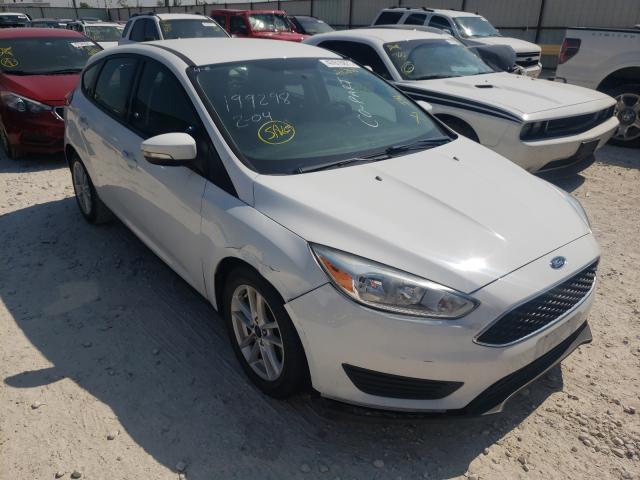 FORD FOCUS SE 2017 1fadp3k28hl216353