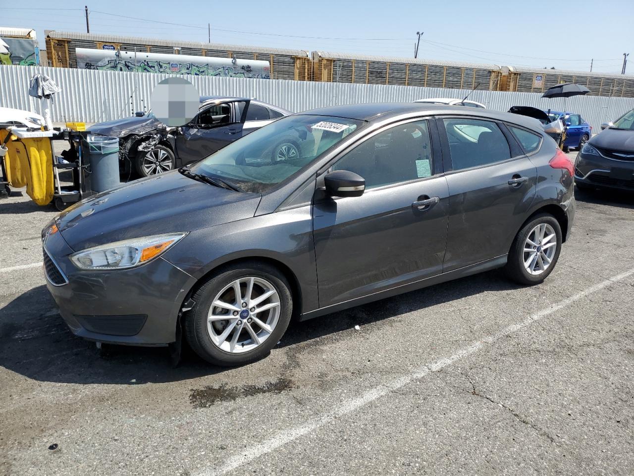 FORD FOCUS 2017 1fadp3k28hl284748