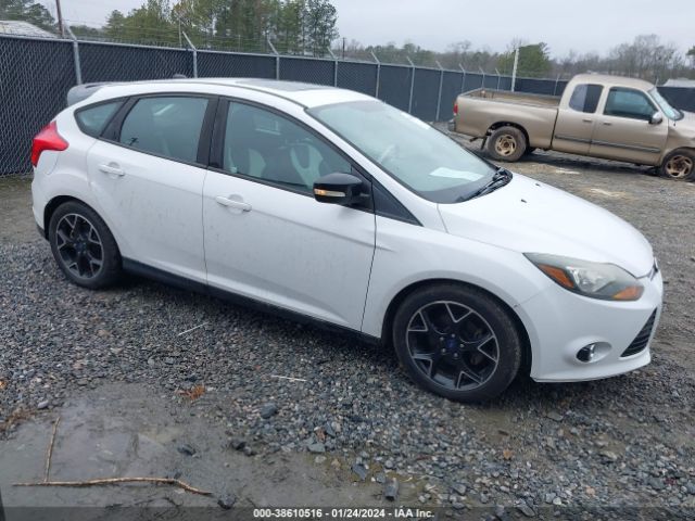 FORD FOCUS 2014 1fadp3k29el275696