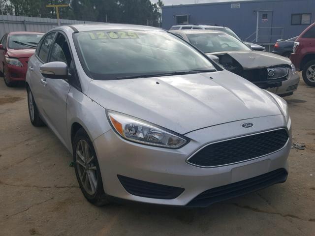 FORD FOCUS SE 2015 1fadp3k29fl223759