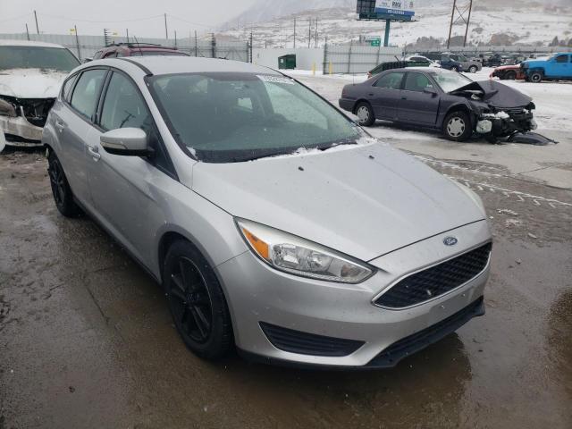 FORD FOCUS SE 2015 1fadp3k29fl318743