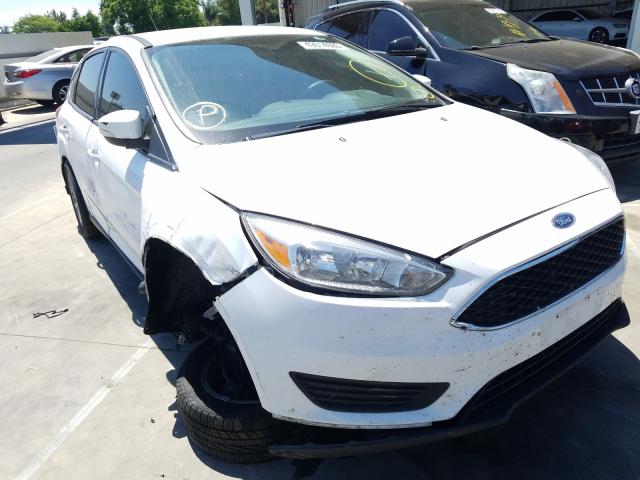 FORD FOCUS SE 2016 1fadp3k29gl352182