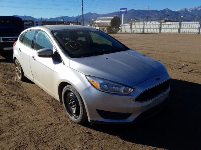 FORD FOCUS SE 2017 1fadp3k29hl308216