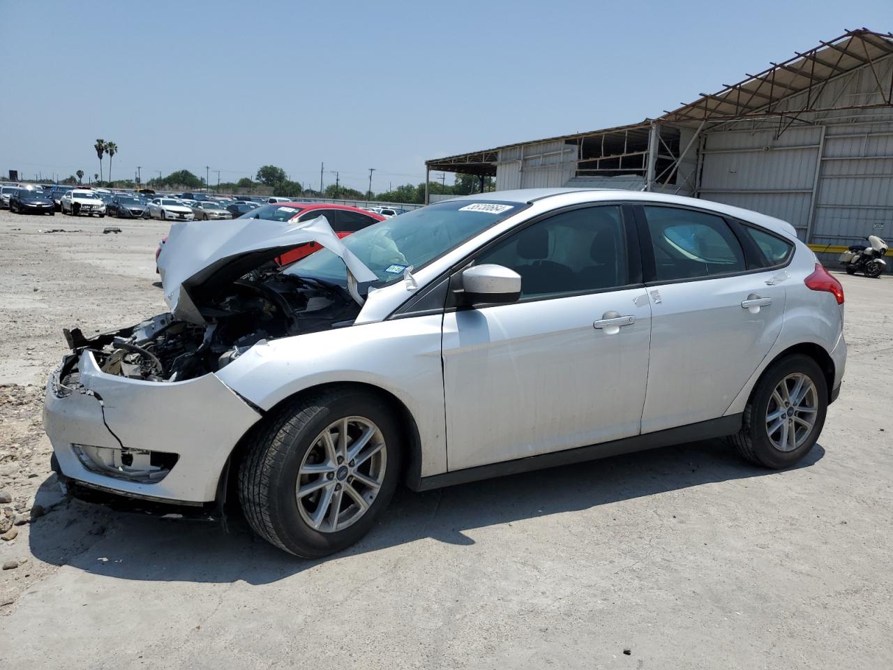 FORD FOCUS SE 2018 1fadp3k29jl262490