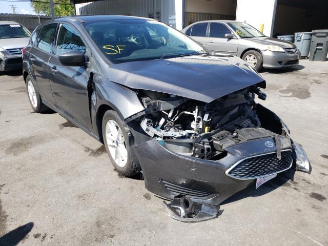 FORD FOCUS SE 2018 1fadp3k29jl308447