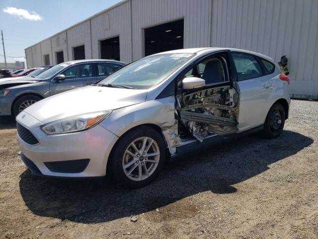 FORD FOCUS SE 2017 1fadp3k2xhl212790