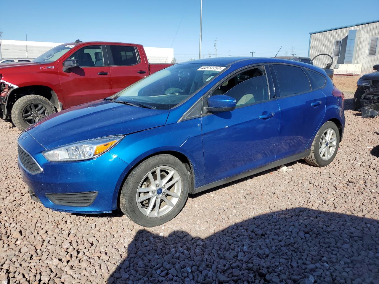 FORD FOCUS 2018 1fadp3k2xjl331431