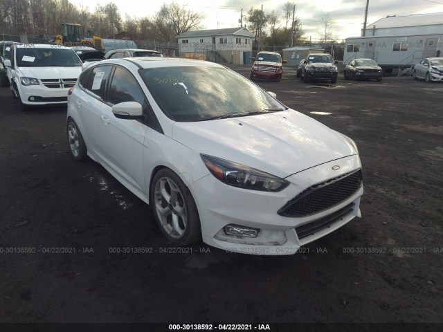 FORD FOCUS 2015 1fadp3l90fl303916