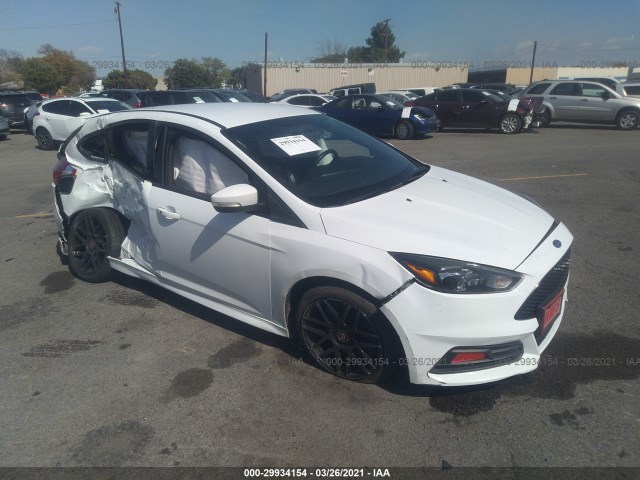 FORD FOCUS 2016 1fadp3l90gl275956