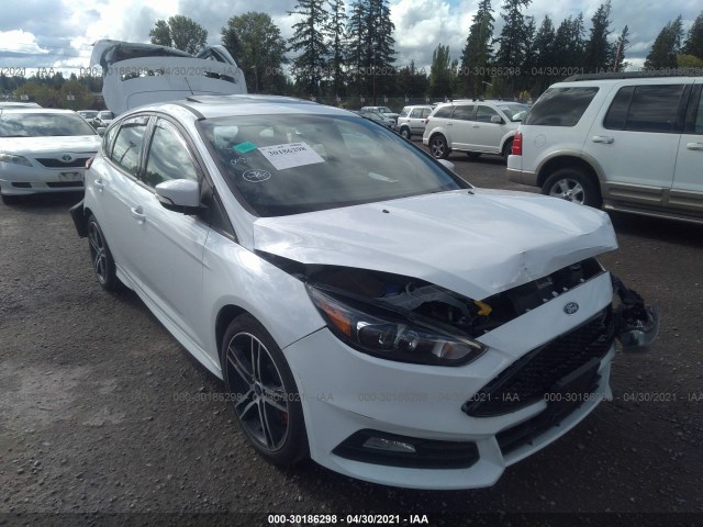 FORD FOCUS 2017 1fadp3l91hl344526