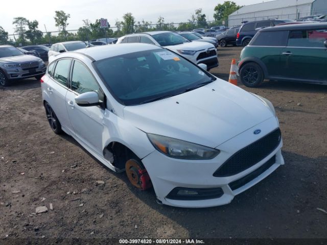 FORD FOCUS 2015 1fadp3l92fl299321